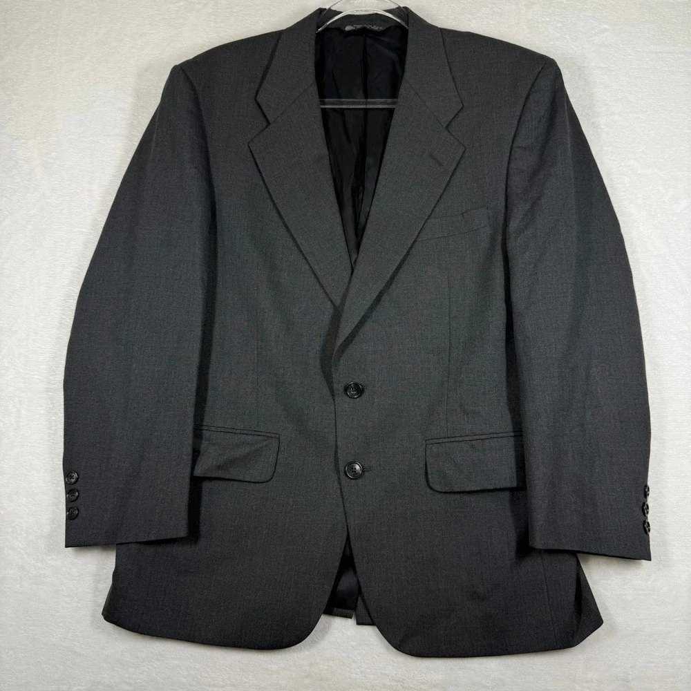 Burberrys Saks Fifth Avenue Mens Charcoal Gray Wool Blazer Sport Coat USA 42R